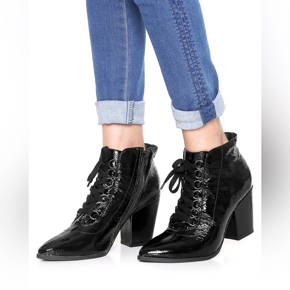 Zara Lace-Up Black Patent Booties Size 38 (7.5) Pointy Toe Block Heel Glossy